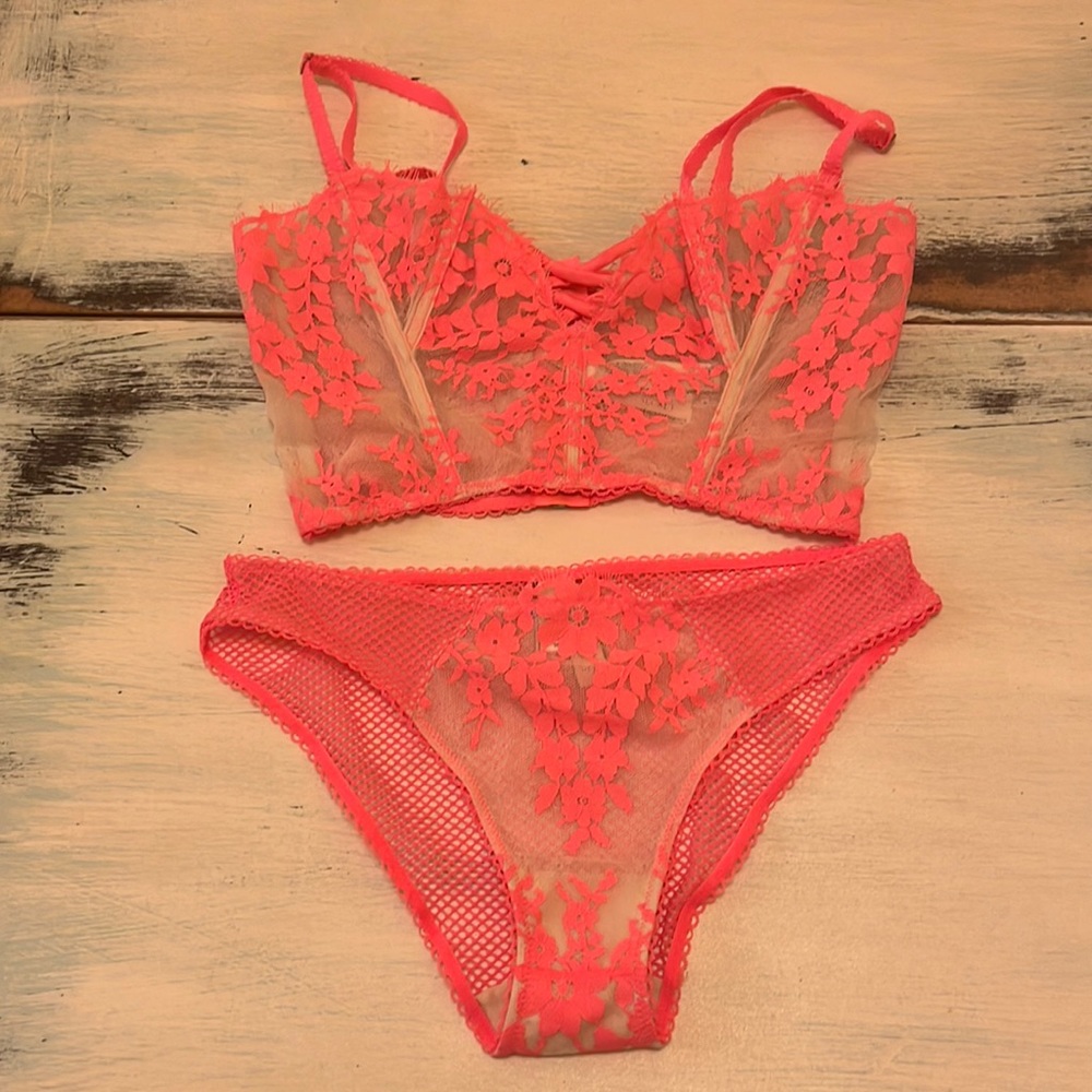 VS Pink Bustier Set